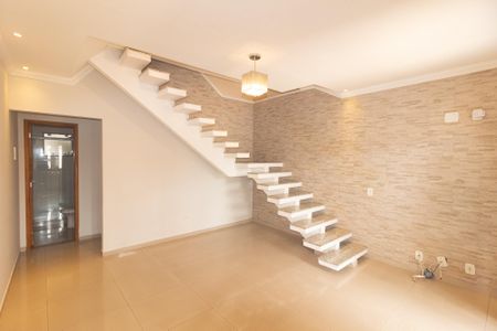 Sala de casa para alugar com 2 quartos, 153m² em Campo Grande, Rio de Janeiro