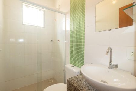 Casa para alugar com 153m², 2 quartos e 1 vaga Casa para alugar com 153m², 2 quartos e 1 vagaBanheiro da Suíte 1