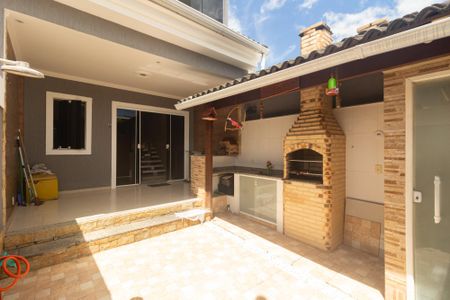 Casa para alugar com 153m², 2 quartos e 1 vaga Casa para alugar com 153m², 2 quartos e 1 vagaQuintal