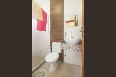 Casa para alugar com 153m², 2 quartos e 1 vaga Casa para alugar com 153m², 2 quartos e 1 vagaBanheiro da Suíte 2