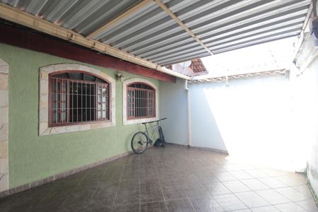 Casa à venda com 173m², 4 quartos e 2 vagasGaragem