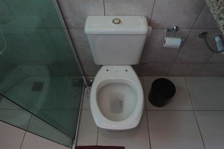 Casa à venda com 173m², 4 quartos e 2 vagasBanheiro da Suite