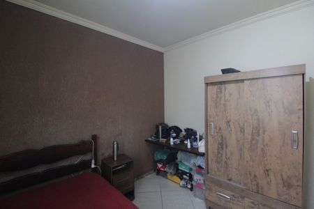 Casa à venda com 173m², 4 quartos e 2 vagasQuarto 1