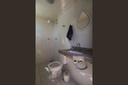 Casa à venda com 173m², 4 quartos e 2 vagasBanheiro Social 2