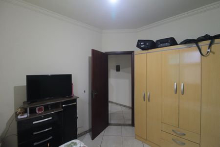 Casa à venda com 173m², 4 quartos e 2 vagasQuarto 2