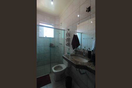 Casa à venda com 173m², 4 quartos e 2 vagasBanheiro da Suite