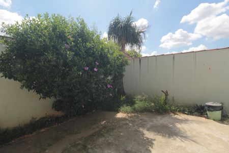 Casa à venda com 173m², 4 quartos e 2 vagasQuintal
