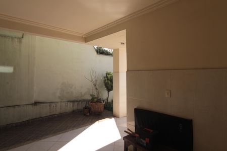 Casa à venda com 173m², 4 quartos e 2 vagasÁrea de Serviço