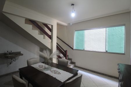 Casa à venda com 173m², 4 quartos e 2 vagasSala de Jantar