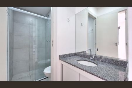 Banheiro de apartamento para alugar com 1 quarto, 35m² em Várzea da Barra Funda, São Paulo