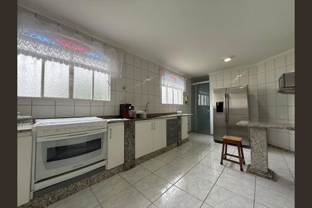 Casa à venda com 460m², 3 quartos e 4 vagas