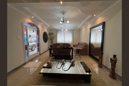 Casa à venda com 460m², 3 quartos e 4 vagas