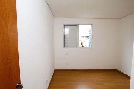 Apartamento à venda com 150m², 3 quartos e 2 vagasQuarto 3