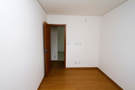 Apartamento à venda com 150m², 3 quartos e 2 vagasQuarto 2 