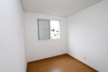 Apartamento à venda com 150m², 3 quartos e 2 vagasQuarto 2 