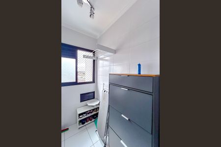 Apartamento à venda com 72m², 3 quartos e 1 vagaÁrea de Serviço