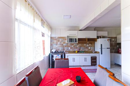 Casa à venda com 119m², 4 quartos e 1 vagaCozinha