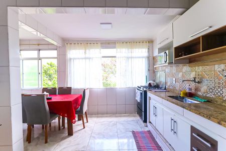 Casa à venda com 119m², 4 quartos e 1 vagaCozinha