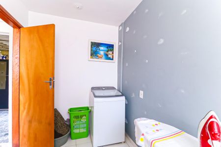 Casa à venda com 119m², 4 quartos e 1 vagaQuarto 