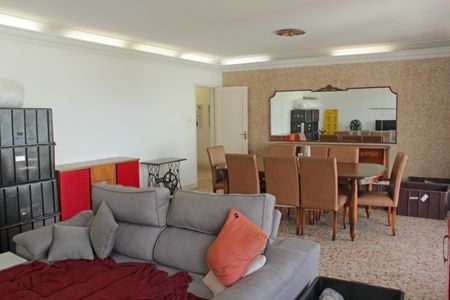 Apartamento para alugar com 200m², 3 quartos e 1 vagaSala