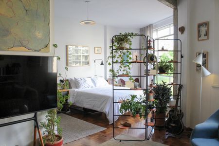 Apartamento à venda com 70m², 1 quarto e sem vaga Apartamento à venda com 70m², 1 quarto e sem vagaSala - Detalhe