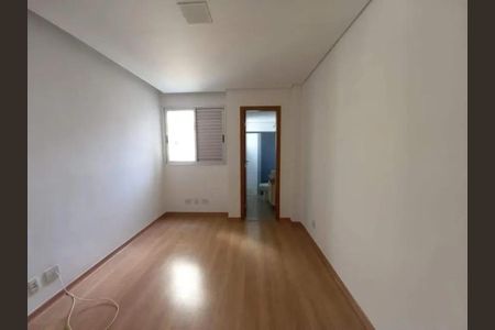 Apartamento para alugar com 97m², 3 quartos e 3 vagas