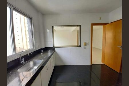 Apartamento para alugar com 97m², 3 quartos e 3 vagas