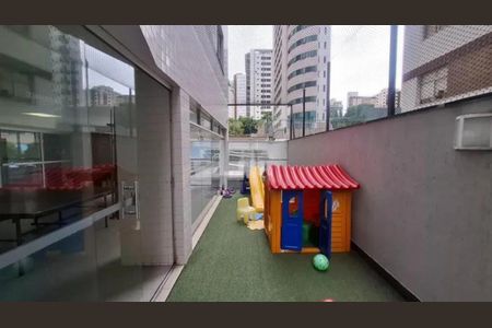 Apartamento para alugar com 97m², 3 quartos e 3 vagas