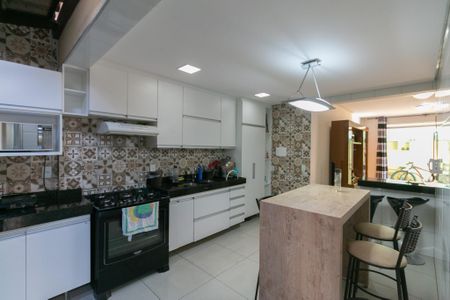 Apartamento para alugar com 140m², 3 quartos e 2 vagas