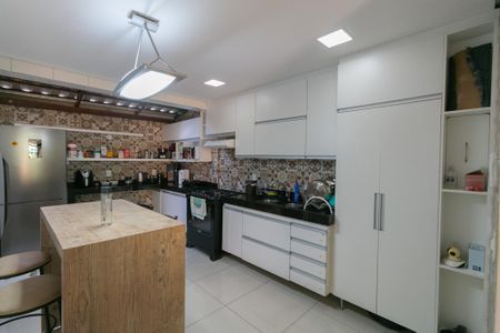 Apartamento para alugar com 140m², 3 quartos e 2 vagas