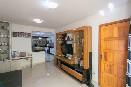 Apartamento para alugar com 3 quartos, 140m² em Paquetá, Belo Horizonte
