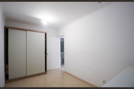 Apartamento à venda com 57m², 2 quartos e 1 vagaQuarto 2