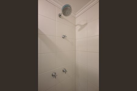 Apartamento para alugar com 57m², 2 quartos e 1 vagaChuveiro do Banheiro