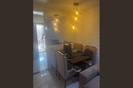 Sala de casa de condomínio para alugar com 2 quartos, 56m² em Campo Grande, Rio de Janeiro