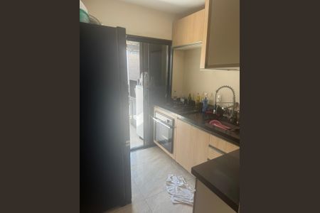 Cozinha de casa de condomínio para alugar com 2 quartos, 56m² em Campo Grande, Rio de Janeiro