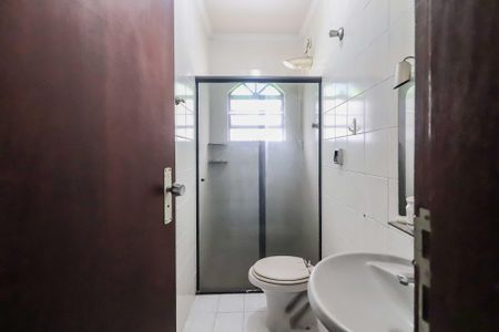 Casa para alugar com 109m², 4 quartos e 2 vagas Casa para alugar com 109m², 4 quartos e 2 vagasBanheiro