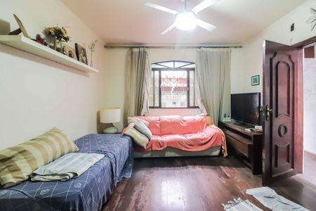 Casa para alugar com 109m², 4 quartos e 2 vagas Casa para alugar com 109m², 4 quartos e 2 vagasSala