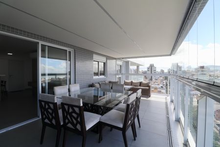 Apartamento para alugar com 100m², 3 quartos e 2 vagas Apartamento para alugar com 100m², 3 quartos e 2 vagasVaranda