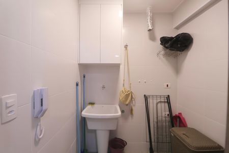 Apartamento para alugar com 100m², 3 quartos e 2 vagas Apartamento para alugar com 100m², 3 quartos e 2 vagasÁrea de Serviço