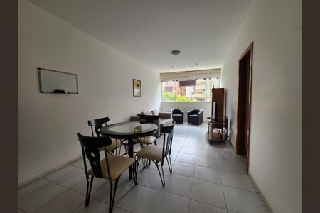 Casa de condomínio para alugar com 86m², 3 quartos e 2 vagas