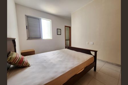 Casa de condomínio para alugar com 86m², 3 quartos e 2 vagas