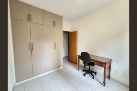 Casa de condomínio para alugar com 86m², 3 quartos e 2 vagas