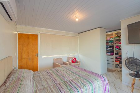 Casa à venda com 151m², 3 quartos e 1 vagaSuíte