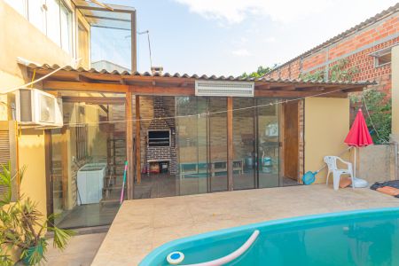 Casa à venda com 151m², 3 quartos e 1 vagaÁrea comum