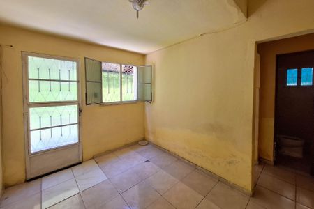 Sala de casa para alugar com 2 quartos, 200m² em Barro Vermelho, São Gonçalo