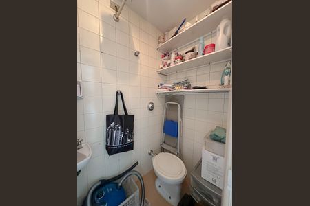 Apartamento à venda com 73m², 3 quartos e 1 vagaÁrea de Serviço