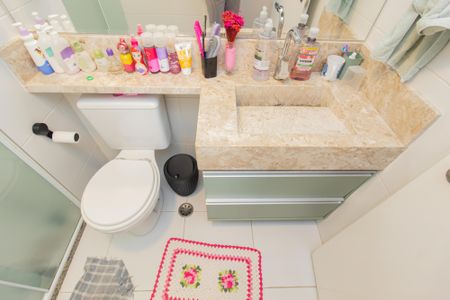 Apartamento à venda com 55m², 2 quartos e 1 vaga Apartamento à venda com 55m², 2 quartos e 1 vagaBanheiro