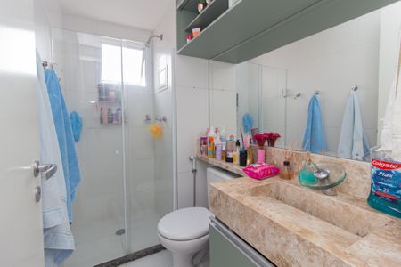 Apartamento à venda com 55m², 2 quartos e 1 vaga Apartamento à venda com 55m², 2 quartos e 1 vagaBanheiro da Suíte