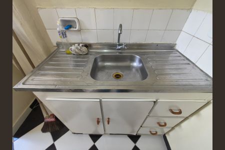 Cozinha de apartamento para alugar com 2 quartos, 49m² em Jacarepaguá, Rio de Janeiro