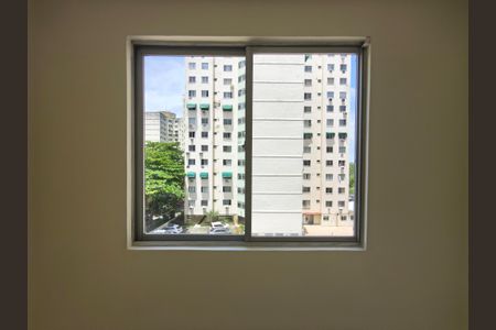 Apartamento para alugar com 49m², 2 quartos e 1 vagaJanela - Quarto 1
